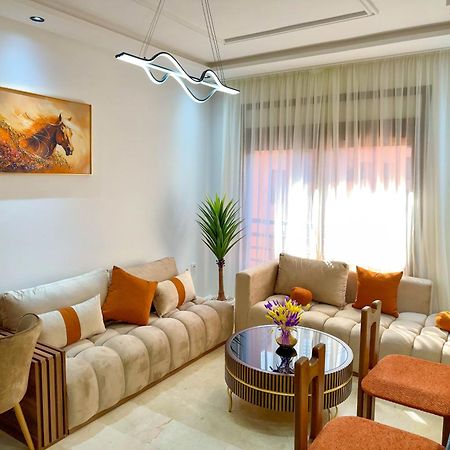 Top Location, Neuf, Piscine & Comfort Marrakesh Exterior photo
