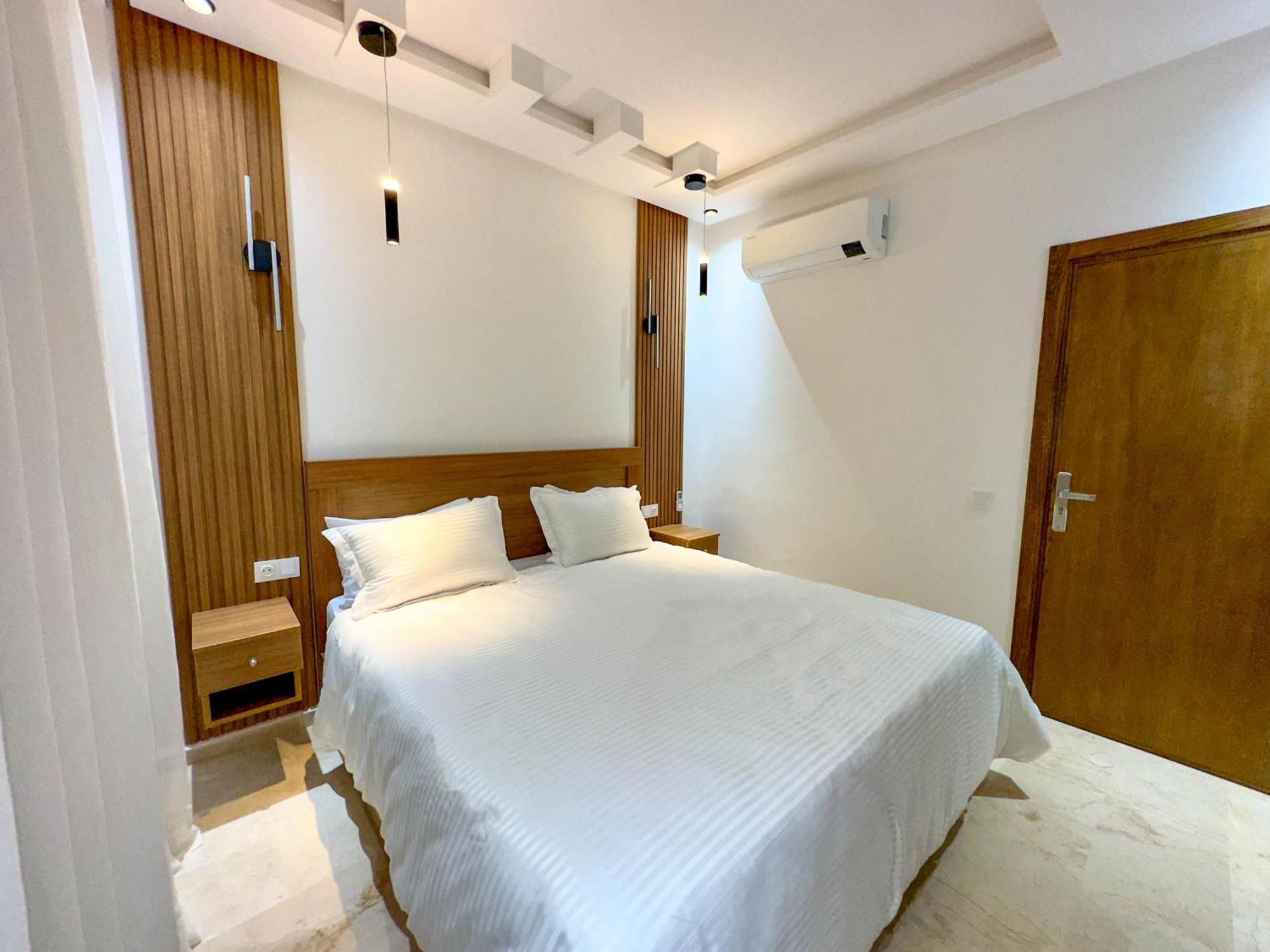 Top Location, Neuf, Piscine & Comfort Marrakesh Exterior photo